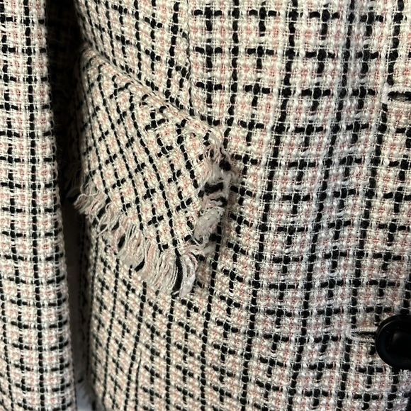 Lane Bryant white, pink & black tweed jacket/blazer, size 18. - Picture 5 of 9